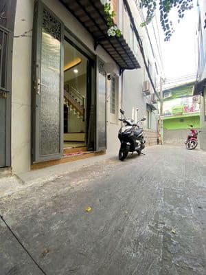Nhà bán Bình Đông , Q8 , 4 tầng cực đẹp , HXH , SHR , Chỉ 2,89 tỷ