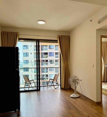 cho thuê 2pn1wc nhà trống gd2 chung cư akari city