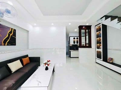 NHÀ CÓ NGỦ TRỆT 42m2 HẺM TRƯỚC NHÀ 5m, gần CC Dreamhome