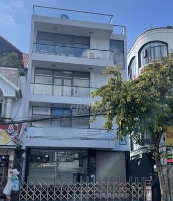 Nhà trống suốt_hxh nguyễn trọng tuyển_q.pn_8x20m, trệt 3 lầu