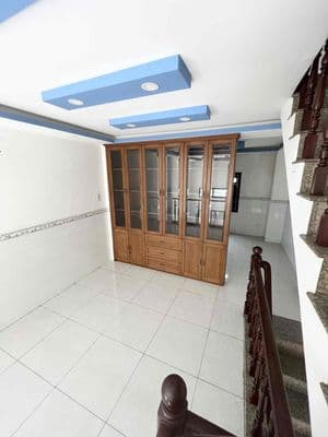 Lê Trọng Tấn, 4x11m, 1,5 lầu, 3,85 tỷ tl, chính chủ Miễn Trung gian