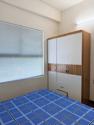 Chủ đi định cư cần bán lại căn hộ Ehome 2PN Full Nội thất giá 1,65 Tỷ.