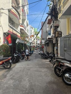 Bán nhà CHVD NGUYỄN TRÃI Q5| 4,3 X 14- 5 TẦNG- TN: 600 triệu/N| 8,9 tỷ
