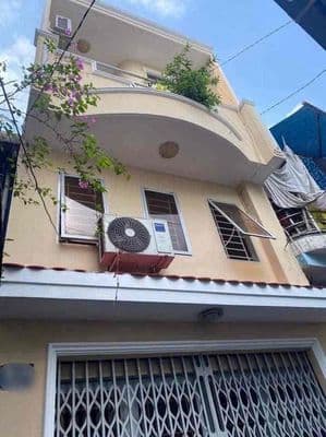 Bình thạnh chợ bà chiểu 35m2 -4 tầng btct 5 pn chỉ 4.95 t chủ bá.n n