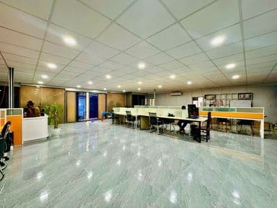 Cho thuê VĂN PHÒNG/KHO XƯỞNG 400 m2 Sạch đẹp - Ngay Đặng Thùy Trâm