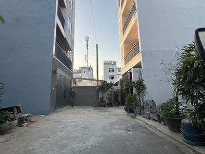Chính chủ bán đát hẻm 496 Dương Quảng Hàm P6, dt 5.2x12m. gần bờ kè
