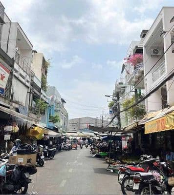 Nhà 3,8x19m, MT chợ Nhị Thiên Đường, P.5, Q.8