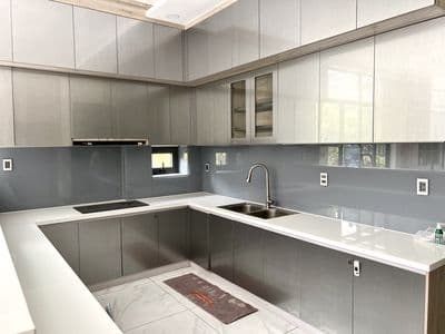 Khui thùng biệt thự vườn 212m2 với 4PN, Đông Nam, Thang Máy, Mới Tinh