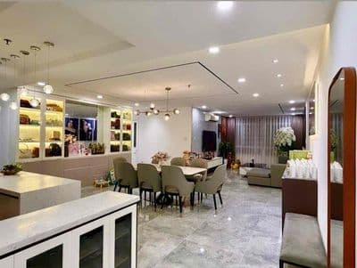 BÁN CC GIAI VIỆT NHÀ ĐẸP TRUNG TÂM GIÁ TỐT 3PN2WC 150M2 SỔ HỒNG RIÊNG