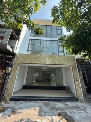 Cho thuê nhà mt cộng hòa_p4_6,5x28m_trệt 2 lầu suốt