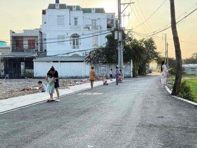 Dãy 6 Lô 4x25, Đường 8M Thông, Hệ Số 5 Tầng, Tương Lai Mở Đường
