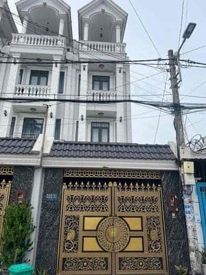 Bạn nhà đẹp xe hơi ngủ trong nhà , 1/ Lê Văn Khương , phường Tân thớ