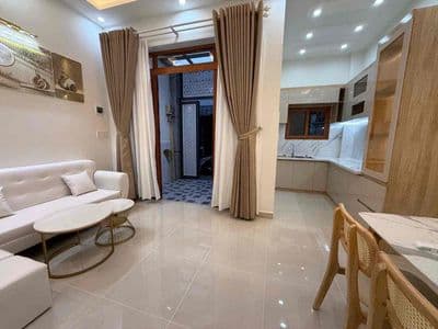 Bán nhà mới , dt 50m2 , giá chỉ 2,18 tỷ