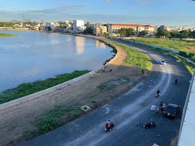 Chủ nhà bán nhà bờ kè Tham Lương