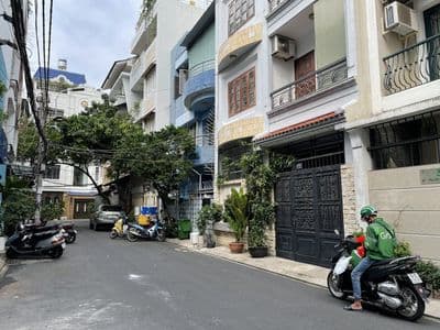 HĐ Thuê 70tr/th, chỉ 18.9 tỷ TL, 6T Thang Máy , có 15P, Ngay Lê Văn Sỹ
