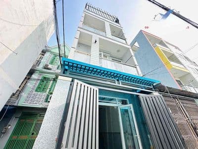 NHÀ PHỐ 3 MẶT TIỀN ĐƯỜNG LÊ VĂN KHƯƠNG ĐỐI DIỆN TRƯỜNG HỌC