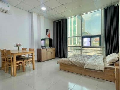 CĂN HỘ 2 PHÒNG NGỦ NGAY CẦU KIỆU - QUẬN - 1 HẦM XE THANG MÁY