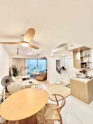 CHO THUÊ - Studio view kính, 42m2 đầy đủ nội thất xinh xắn