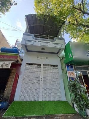 Bán nhà vị trí ngay mặt tiền đường Tạ Quang Bửu P3 Q8