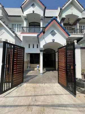 SỠ HỮU NGAY CĂN NHÀ NGAY CHỢ HƯNGLONG _ VỊ TRÍ ĐẸP