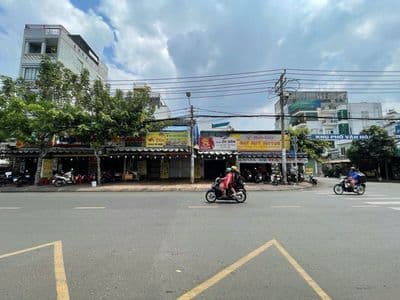 Giảm 2 tỷ bán nhanh MT Tô Hiệu, DT: 8x7, 1 lầu ngay chung cư Richstar!