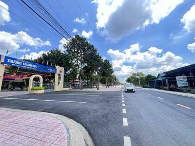 Đất Thị trấn Đức Hoà 5x20m giá 850