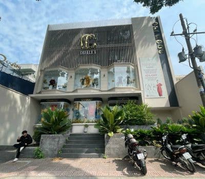 Cho thuê biệt thự góc 2 mặt tiền thảo điền ngay xuân thủy quận 2