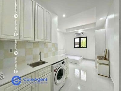 Căn hộ cực sang full trắng cực sạch sẽ - cửa sổ trời ở thoại ngọc hầu