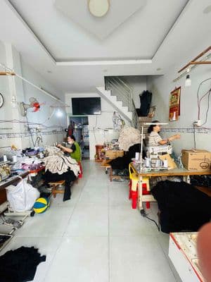 nhà thạnh Lộc 16 ngay chợ cầu đồng dt 35m2
