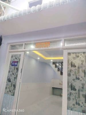 nhà bán kế bến xe Q8