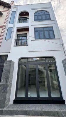 NHÀ MỚI XÂY ĐẸP 3 LẦU NGAY GA METRO BÌNH THÁI - ĐƯỜNG 2 Ở + VPCTY+ SPA