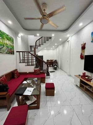 Cho thuê nhà hàm nghi, mỹ đình 60m 6 tầng - ô tô 18 triệu nhận ngay