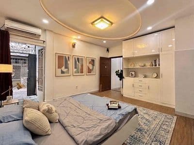 Nhà nguyên căn ngay lê văn sỹ cực rộng ~ 50m2