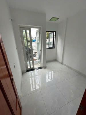 Nhà hẻm 592 Nguyễn Văn Quá, DT 4x7m, nhà đẹp hẻm 3m_ Công chứng liền