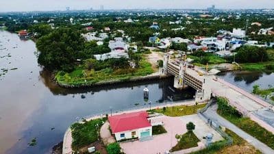 215m2(10x21,5)Lô đất mặt tiền view bờ sông SG- KDC bàn cờ, full thổ cư