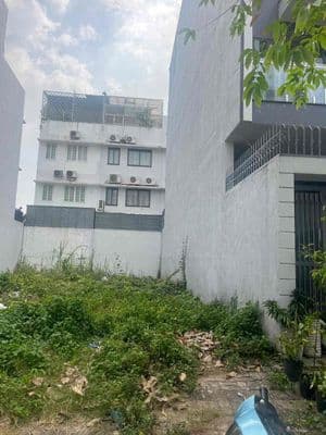 Bán nền đất ( 4.5 x 18m ) KDC Phong Phú 5, ngay bến xe Q8