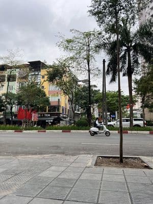 Tôi cần bán nhà phố lò đúc trần khát chân 59m2 6t thang máy 5m ra phố