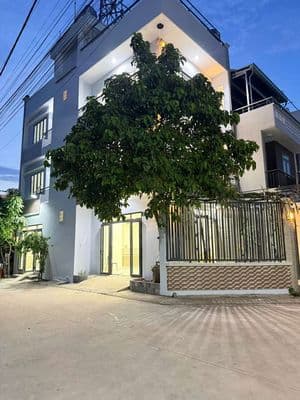 Giảm 500 triệu bán nhà căn góc ngang 5.5x16 - thu nhập 20tr/ tháng