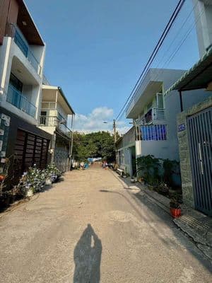Bán đất đường nguyễn cư trinhong trường ngay chợ ủy ban