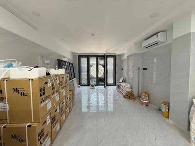 Cho thuê mặt bằng mới 100% mặt tiền đường số 79 sát lotte quận 7