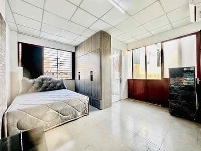 Căn Hộ Quận 10 Cao Cấp - Ban Công Lầu 1 Thông Thoáng