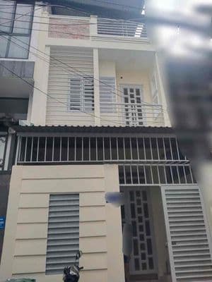 Nhà mới sửa 4*18m 1lầu 2pn 2wc hxh phạm văn bạch