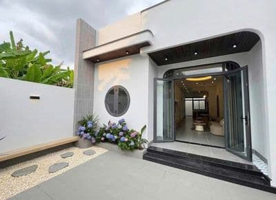 Về quê bán lại căn nhà cấp 4 mới xây ở rất kiên cố ngay chợ thạnh phú