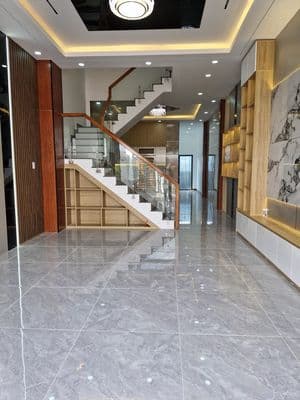 Bán nhà gần chợ Hưng Long – KCN Hải Sơn – 1 trệt 1 lầu