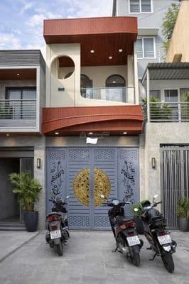 Giảm 180tr - Còn 5.6 tỷ. Nhà GV 33m2 - Gần sân bay, sát MT, 2 tầng 3PN