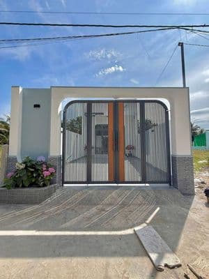 Kèo thơm căn nhà cấp 4 sổ riêng thổ cư chiều dài 25m giá 1.25 tỷ