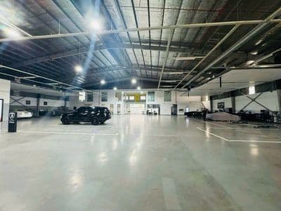 Cho thuê kho mới 100% dtsd 2000m2 mặt tiền đường cộng hoà, tân bình