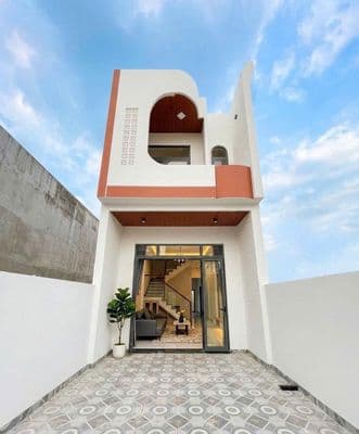 Nhà 2 lầu xây mới mặt tiền kinh doanh gần Đường Đồng Khởi- bán gấp