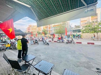 mặt bằng Kinh Doanh Chổ Ngủ Lại Kế Công Viên và Chung cư MiNi Tân Hoá
