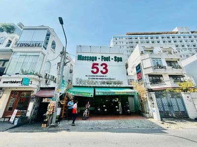 Cho thuê mt đường lương hữu khánh quận 1